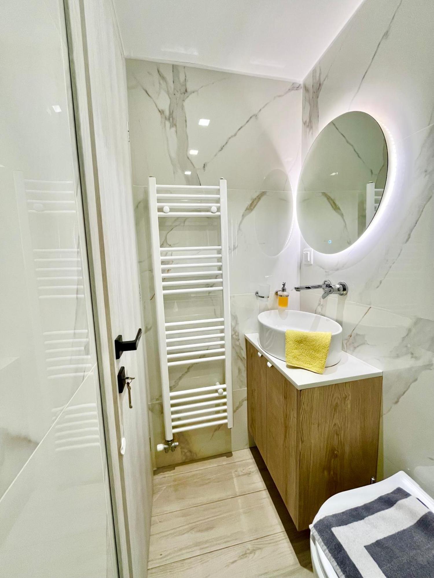 Blueline Apartment 2 Лоутраки Экстерьер фото